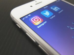 Get Clients Online Using Social Media