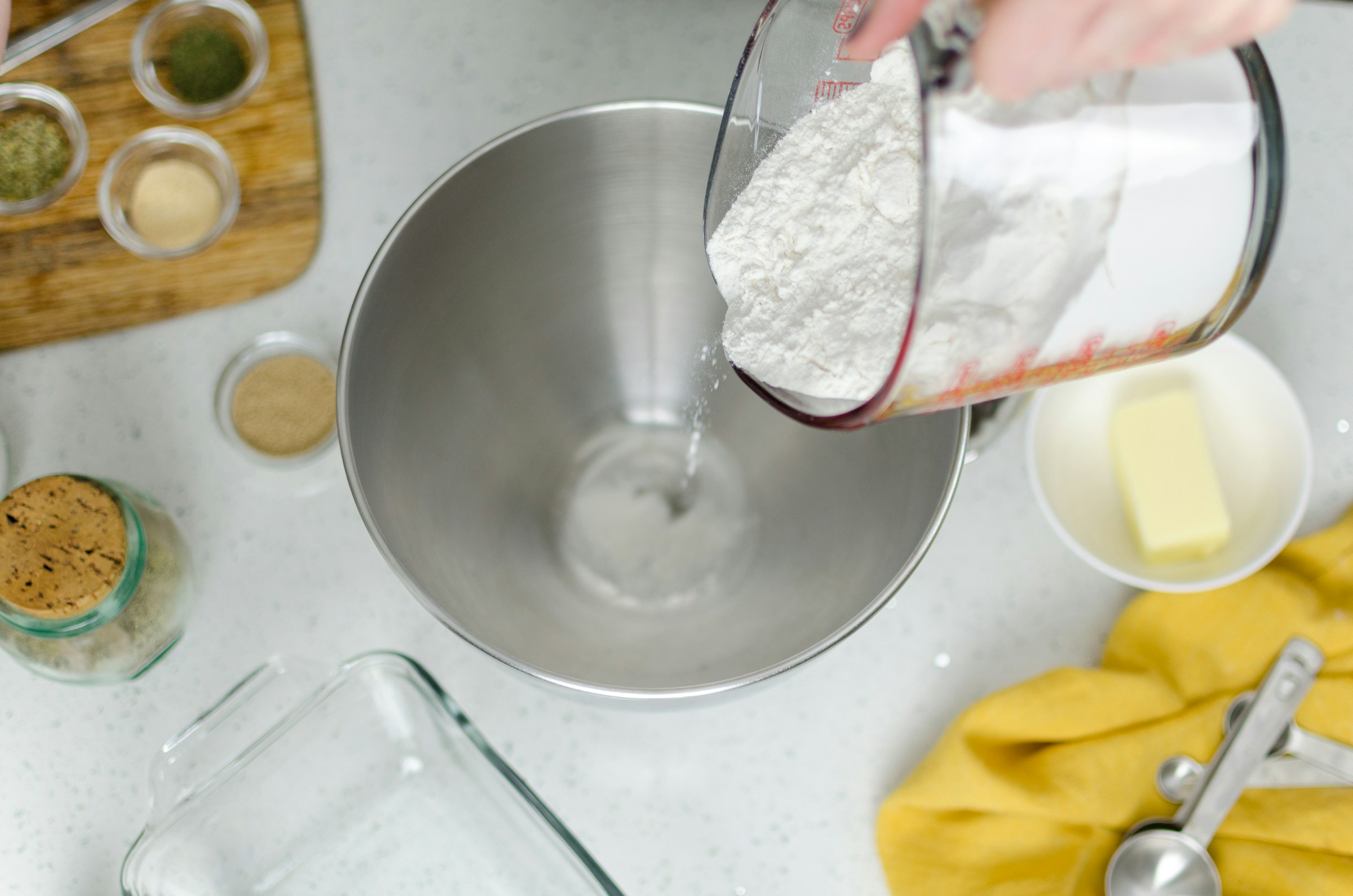 Homemade Cleaning Products That Will Save You Money