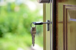 Teenagers Buy a House with No Credit or Money Down