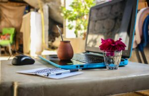 profitable side hustles to start with no money