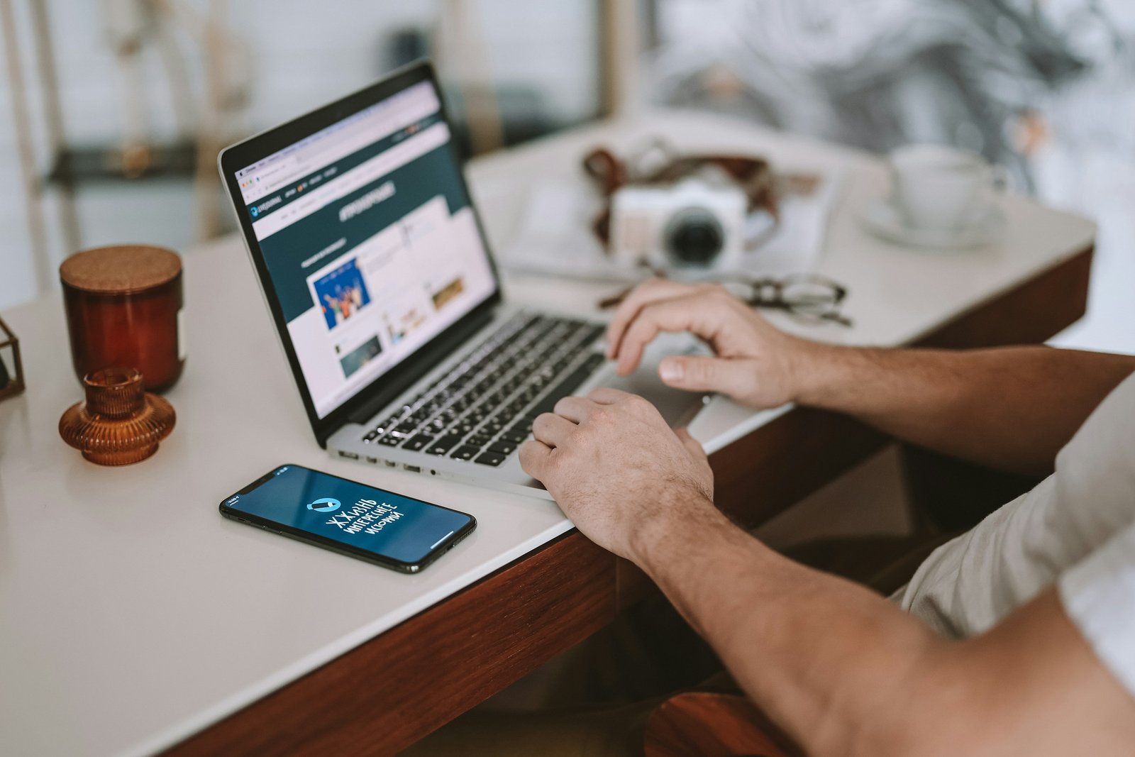 One-Person Businesses That Scale Well