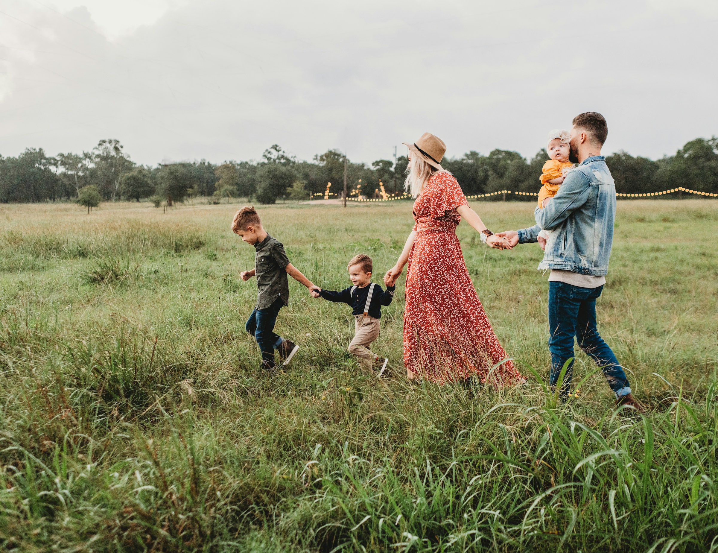 Weekend Habits of Frugal Families