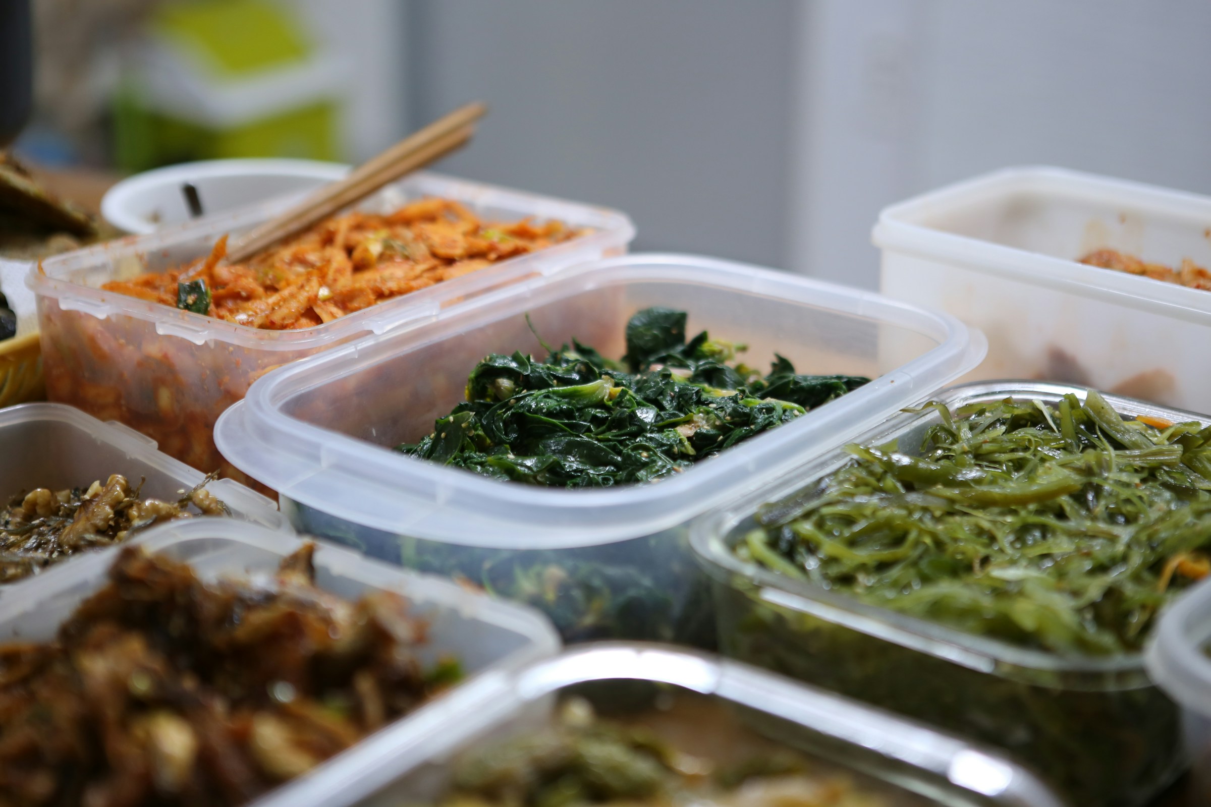 Frugal Habits That Save Money Every Single Day